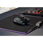 Corsair-GLAIVE-RGB-Gaming-Mouse-109